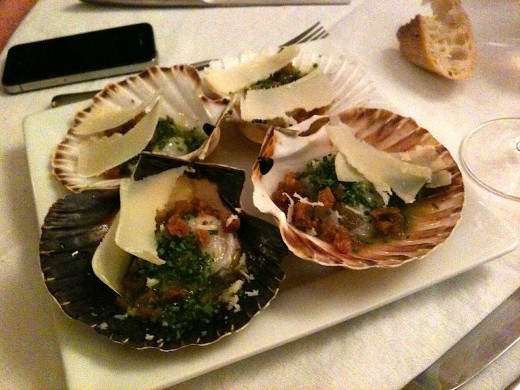 Scallops-with-parmesan