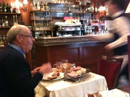 Strasbourg-Man-dining-large