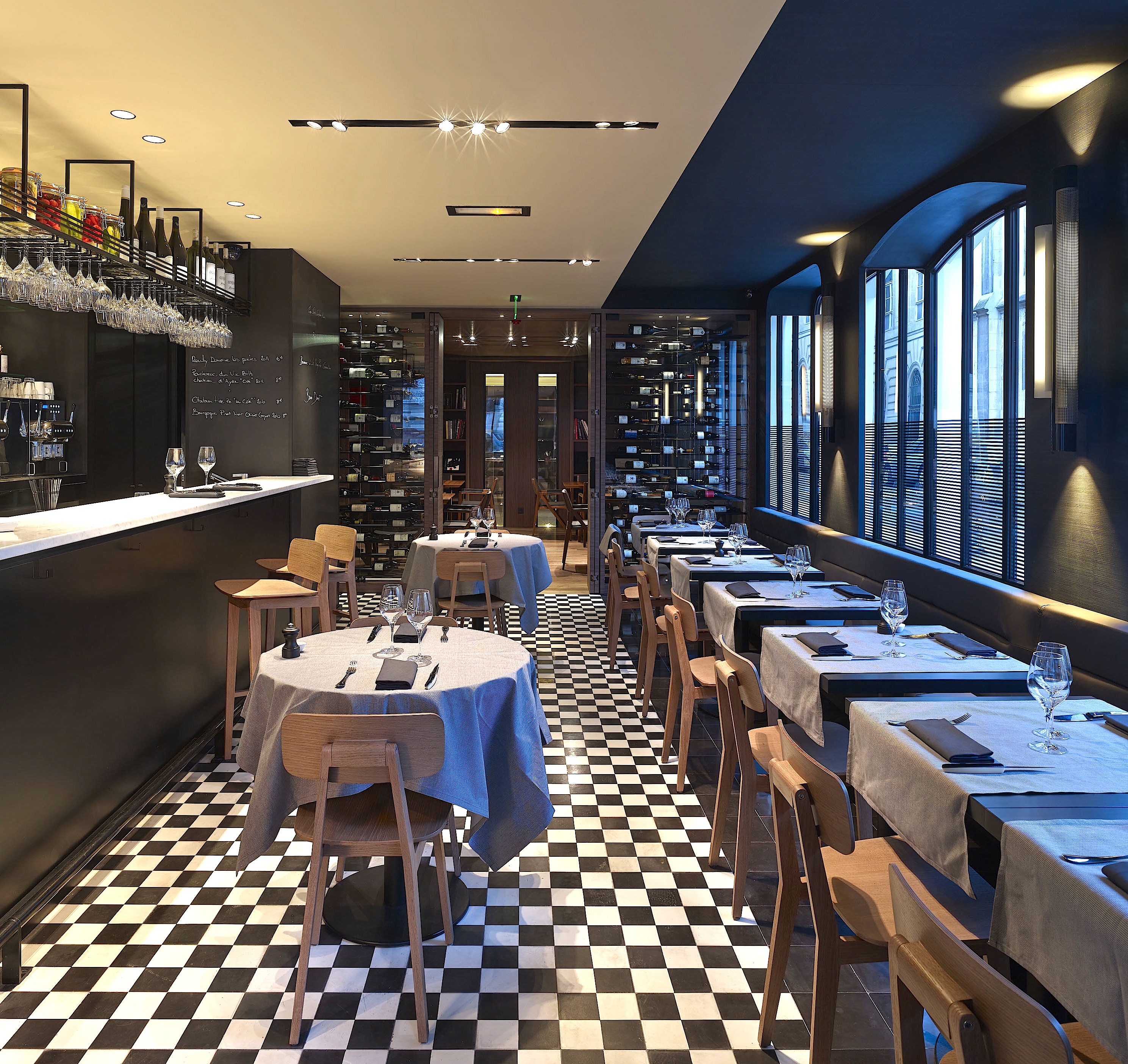 Le Frank, The New Restaurant at La Fondation Louis Vuitton, Paris, B+ -  Alexander Lobrano