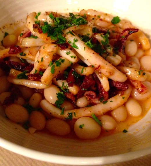 Cafe-Trama-Squid-with-white-beans