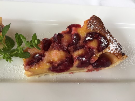 Gostlina tramsek plum tart