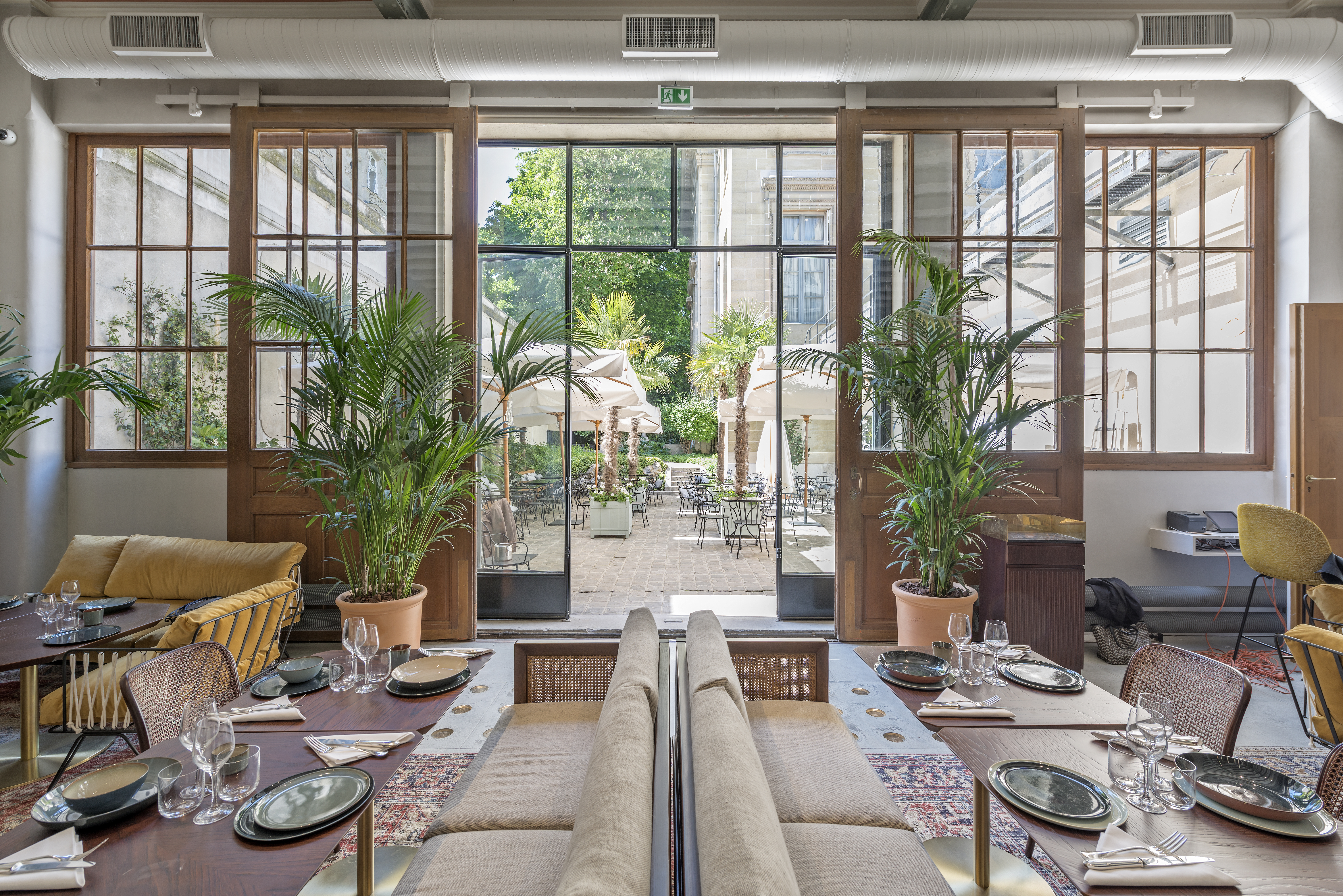 Le Camondo - indoors and outdoors