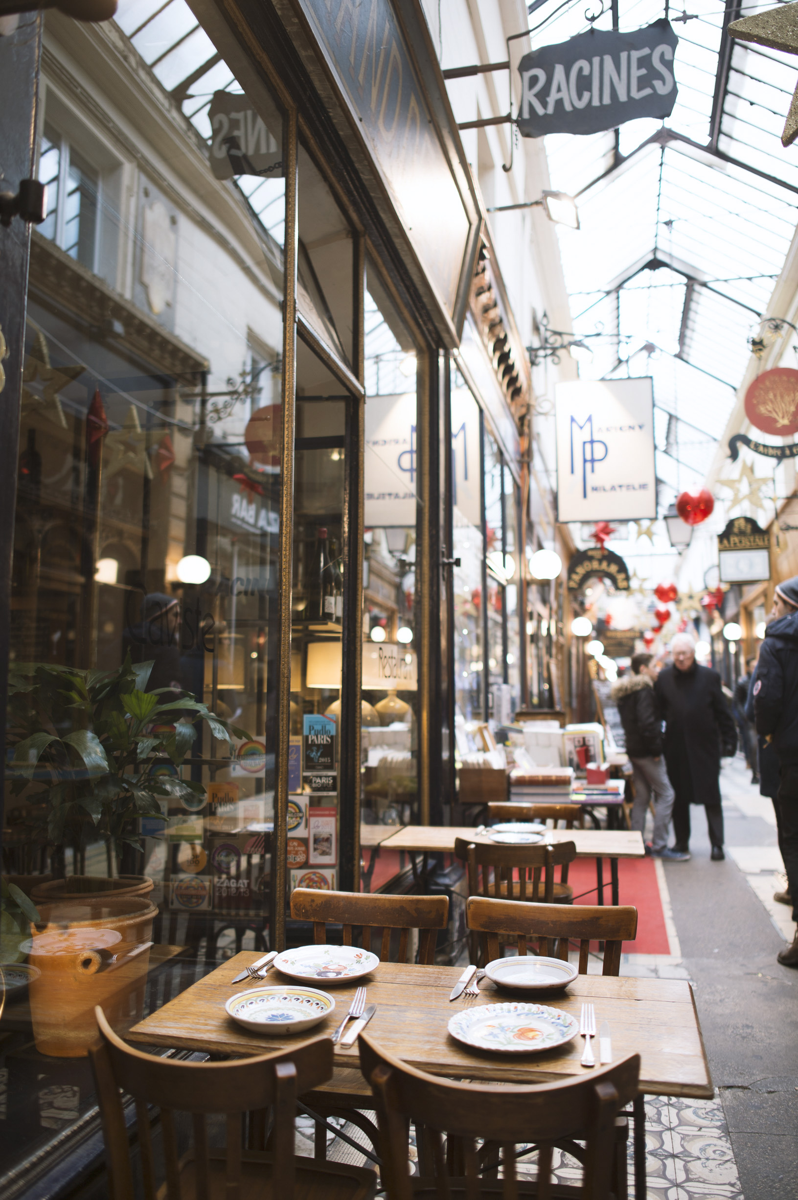 Racines Paris A Delightful Bistrot A Vins Gets A New Chef B racines-paris-a-delightful-bistrot-a-vins-gets-a-new-chef-b